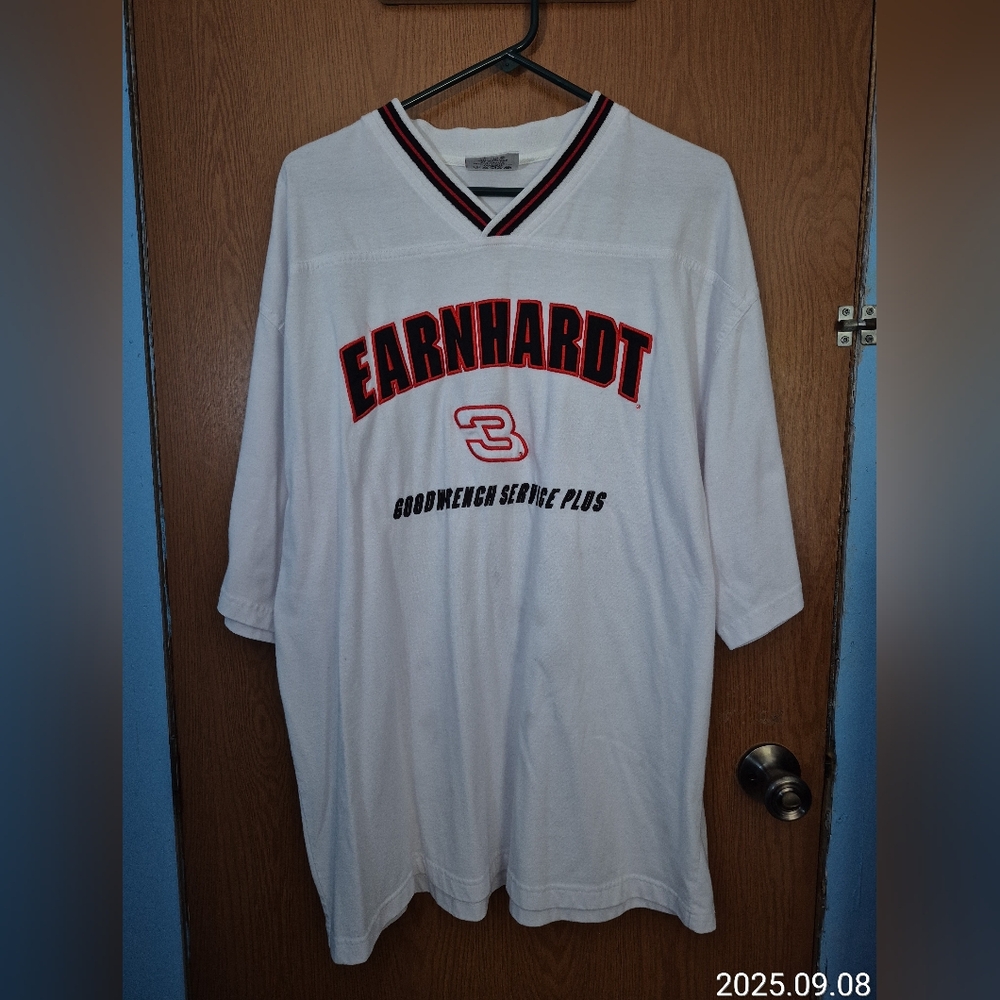 Vintage Dale Earnhardt Chase Authentics Goodwrench Service V Neck T Shirt XL